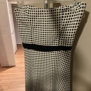 Strapless dress, black and white